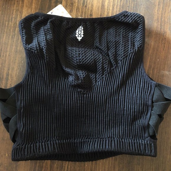 Free People The Edge Crop Top Black M/L (10-12) - Picture 7 of 9